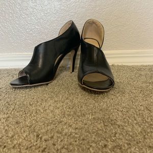 Size 9 1/2 never worn heels